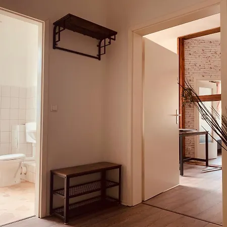 Wohnen Mit Vintage-flair Apartman Schwerin